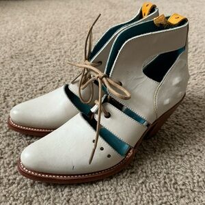 Pskaufman No.1054 Alley Cutout Desert Boot